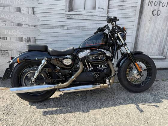 HARLEY-DAVIDSON SPORTSTER FORTY-EIGHT 
